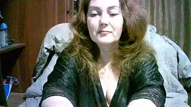 Madame-Butterfly online show from December 3, 2025, 5:22 pm