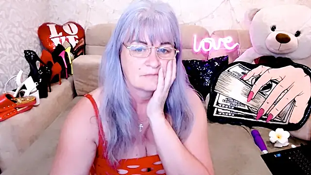 Snapshot of SiberiabBerry chatting on April 30, 2026, 2:12 pm SiberiabBerry online show from April 30, 2026, 2:12 pm