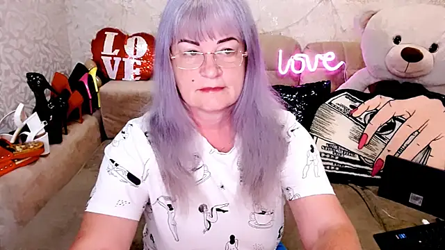 Snapshot of SiberiabBerry chatting on May 4, 2026, 9:11 pm SiberiabBerry online show from May 4, 2026, 9:11 pm