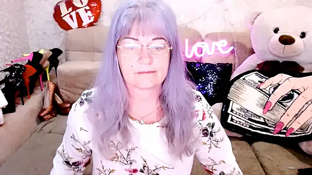 Snapshot of SiberiabBerry chatting on May 13, 2026, 11:55 pm SiberiabBerry online show from May 13, 2026, 11:55 pm