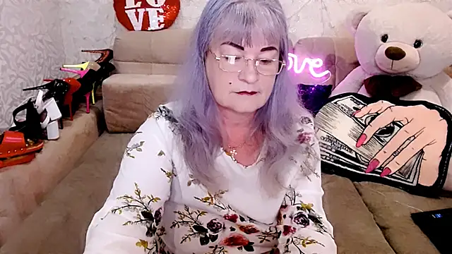 Snapshot of SiberiabBerry chatting on May 26, 2026, 8:38 pm SiberiabBerry online show from May 26, 2026, 8:38 pm