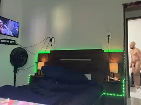 Snapshot of Gasc_1992 chatting on February 11, 2026, 4:01 pm Gasc 1992 online show from February 11, 2026, 4:01 pm