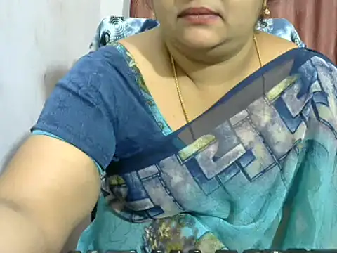 Snapshot of Naughty_Nityaa chatting on January 17, 2025, 5:30 pm Naughty Nityaa online show from January 17, 2025, 5:30 pm