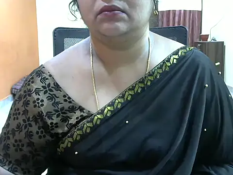 Snapshot of Naughty_Nityaa chatting on February 9, 2025, 3:45 pm Naughty Nityaa online show from February 9, 2025, 3:45 pm