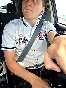 monitobuenchorro online show from September 21, 2025, 8:10 pm