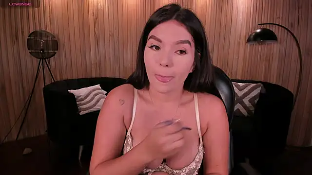 ValeriaRoldanX online show from November 25, 2025, 3:28 am