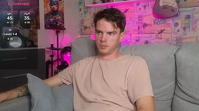 Snapshot of Mike_Burn chatting on October 27, 2025, 11:47 am Mike Burn online show from October 27, 2025, 11:47 am