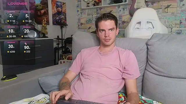 Snapshot of Mike_Burn chatting on November 17, 2025, 12:44 pm Mike Burn online show from November 17, 2025, 12:44 pm