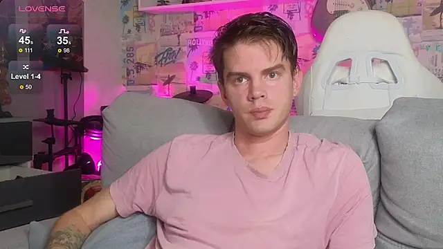 Snapshot of Mike_Burn chatting on November 24, 2025, 1:11 pm Mike Burn online show from November 24, 2025, 1:11 pm