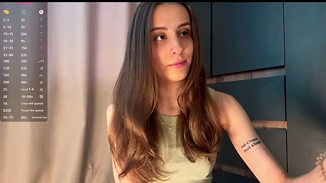 HellPeach online show from June 11, 2026, 2:26 pm