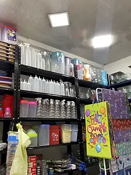 Snapshot of JuanZapata33 chatting on November 23, 2025, 8:19 pm JuanZapata33 online show from November 23, 2025, 8:19 pm