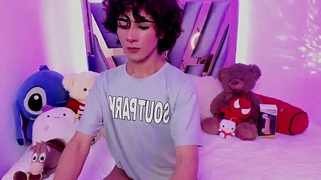 CamiloDoumit online show from January 9, 2025, 3:26 am