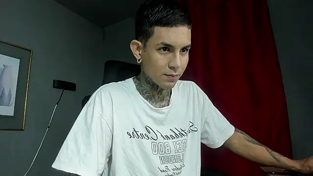 Snapshot of Travistanner_28 chatting on February 18, 2026, 11:50 am Travistanner 28 online show from February 18, 2026, 11:50 am