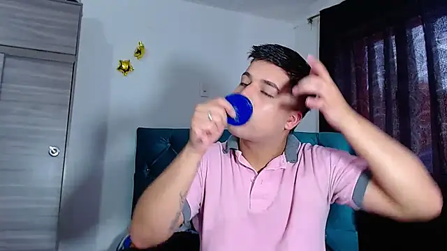 Snapshot of Randy_horny chatting on November 20, 2025, 5:34 pm Randy horny online show from November 20, 2025, 5:34 pm