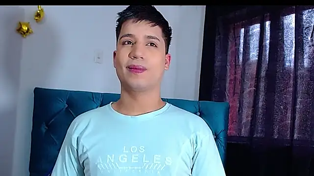 Snapshot of Randy_horny chatting on November 26, 2025, 5:03 pm Randy horny online show from November 26, 2025, 5:03 pm