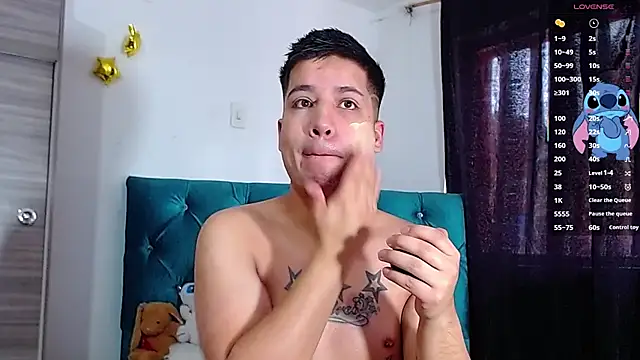 Snapshot of Randy_horny chatting on December 4, 2025, 5:10 pm Randy horny online show from December 4, 2025, 5:10 pm