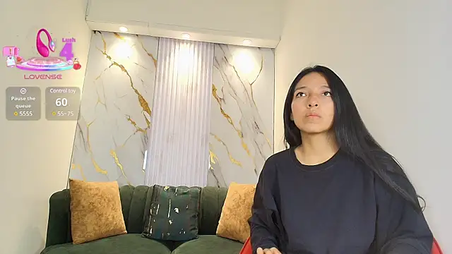 Valery wang online show from March 11, 2025, 11:44 am