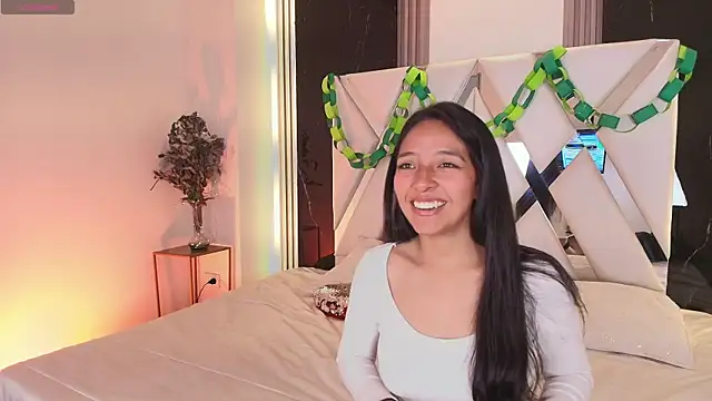 Valery wang online show from March 18, 2025, 11:41 am