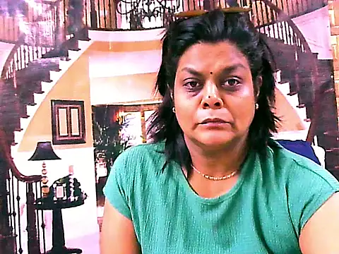 indianCherryPie online show from September 19, 2025, 5:42 am