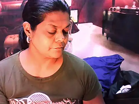 indianCherryPie online show from March 12, 2026, 5:24 am