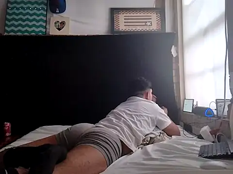 christphor online show from December 17, 2024, 2:44 pm