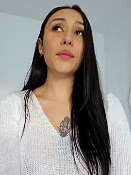 Snapshot of Selena_blake chatting on January 15, 2025, 10:02 pm Selena blake online show from January 15, 2025, 10:02 pm