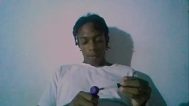 Snapshot of LarryCollin chatting on January 26, 2025, 3:27 am LarryCollin online show from January 26, 2025, 3:27 am