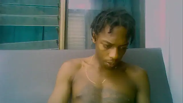 Snapshot of LarryCollin chatting on January 29, 2025, 5:35 pm LarryCollin online show from January 29, 2025, 5:35 pm