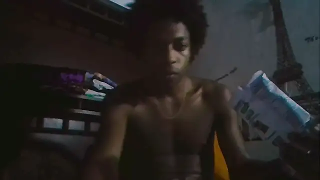 Snapshot of LarryCollin chatting on February 16, 2025, 4:20 am LarryCollin online show from February 16, 2025, 4:20 am