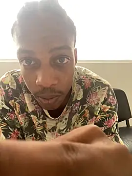 Snapshot of LarryCollin chatting on February 26, 2025, 3:08 pm LarryCollin online show from February 26, 2025, 3:08 pm