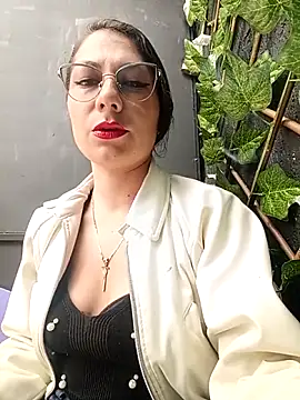 Snapshot of VALERY-03_ chatting on June 12, 2026, 3:33 pm VALERY-03 online show from June 12, 2026, 3:33 pm