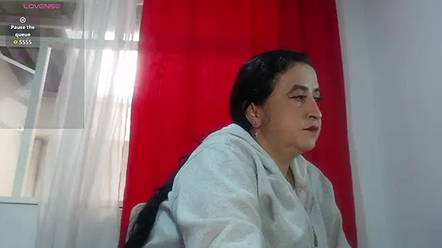 Snapshot of anita_s3x chatting on November 3, 2025, 11:33 am anita s3x online show from November 3, 2025, 11:33 am