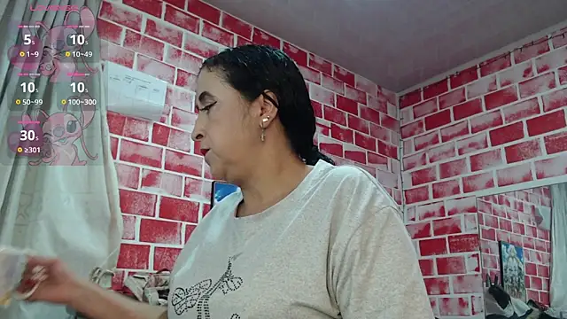 Snapshot of anita_s3x chatting on November 25, 2025, 11:21 am anita s3x online show from November 25, 2025, 11:21 am