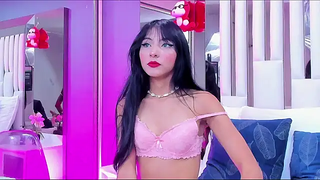 Snapshot of Kitty_Eliffe chatting on January 30, 2025, 7:37 pm Kitty Eliffe online show from January 30, 2025, 7:37 pm