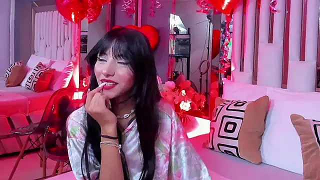 Snapshot of Kitty_Eliffe chatting on February 14, 2025, 8:05 pm Kitty Eliffe online show from February 14, 2025, 8:05 pm