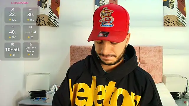 Snapshot of Amadeo_Wild chatting on February 19, 2026, 3:08 pm Amadeo Wild online show from February 19, 2026, 3:08 pm