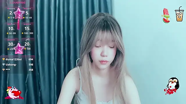 -Poison-Ivy- online show from December 9, 2024, 9:28 am