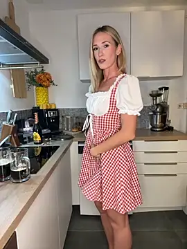 Snapshot of lola_tentatiion chatting on September 19, 2025, 7:03 pm lola tentatiion online show from September 19, 2025, 7:03 pm
