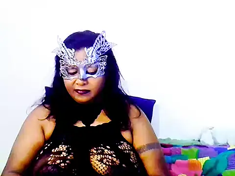 Mysterylady143 online show from November 22, 2025, 6:07 pm