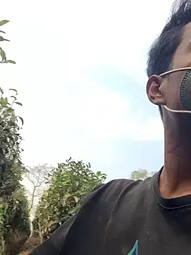 Snapshot of ShroveRising chatting on February 26, 2026, 9:41 am ShroveRising online show from February 26, 2026, 9:41 am