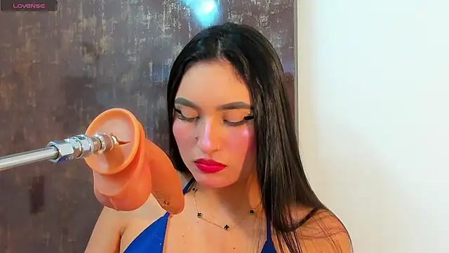 dazhia lee online show from September 14, 2025, 8:08 pm