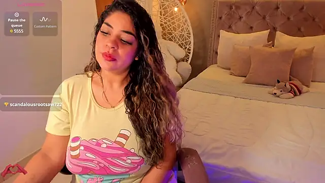 Snapshot of laris_park chatting on March 12, 2025, 8:52 pm laris park online show from March 12, 2025, 8:52 pm