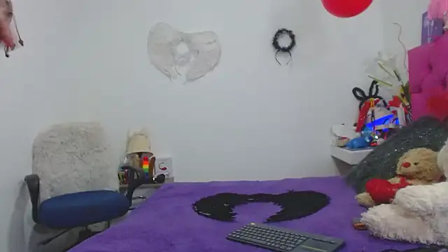 Snapshot of AlexaFontana chatting on March 5, 2025, 4:56 am AlexaFontana online show from March 5, 2025, 4:56 am