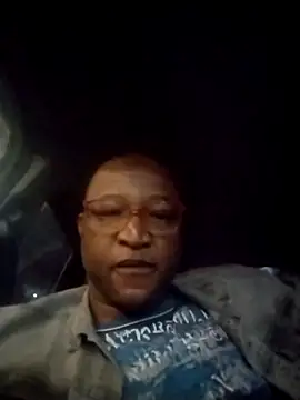 Snapshot of surger chatting on December 18, 2025, 6:03 pm surger online show from December 18, 2025, 6:03 pm