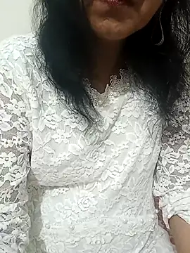 Snapshot of Saroj-Shah chatting on April 17, 2026, 9:45 am Saroj-Shah online show from April 17, 2026, 9:45 am