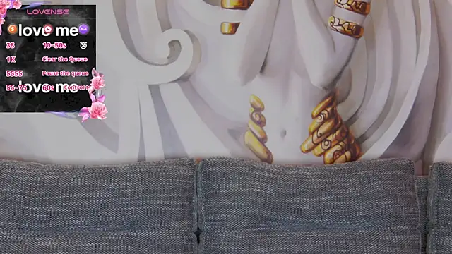 hailey peach online show from November 30, 2025, 6:12 pm