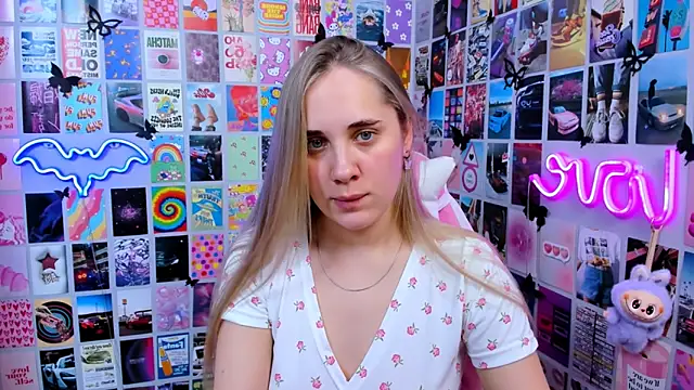 Snapshot of MiaMilas chatting on January 13, 2026, 3:06 pm MiaMilas online show from January 13, 2026, 3:06 pm