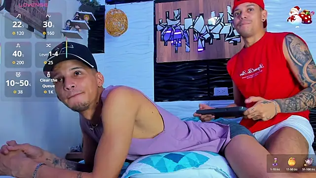 Friendsofeverything  online show from November 13, 2025, 1:04 am