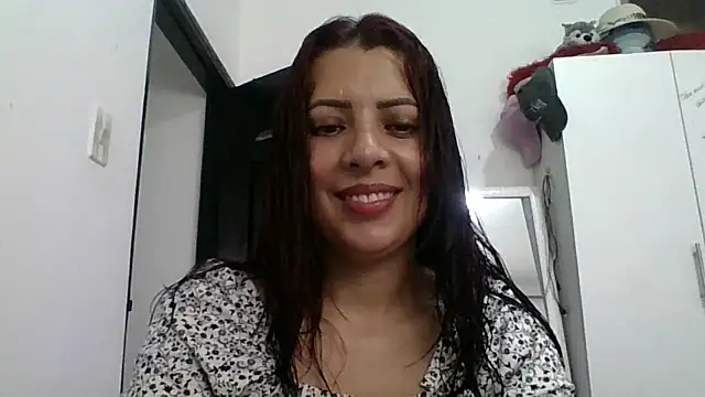 Snapshot of Anne_kis chatting on January 3, 2025, 2:51 pm Anne kis online show from January 3, 2025, 2:51 pm