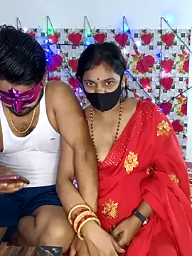 PeaCoooock online show from October 1, 2025, 4:02 pm